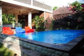 отель dimpil homestay 3*, бали