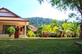 отель kata lucky villa & pool access 4*, пхукет