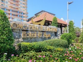 отель long beach garden hotel & spa 4*, паттайя