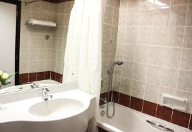 отель mayfair 3*, дубай