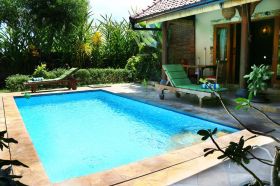 отель villa dolphin lovina beach 3*, бали